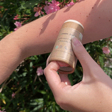 Charger l'image dans la galerie, Après-soleil solide à l’huile d’Amande douce - Version 2