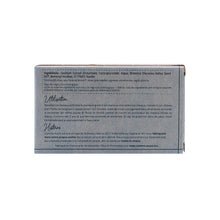 Charger l'image dans la galerie, Shampoing solide bleu aux pigments bleu ultramarine comme avant