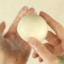 Charger l'image dans la galerie, Soin lavant intime solide à l’huile de Millepertuis